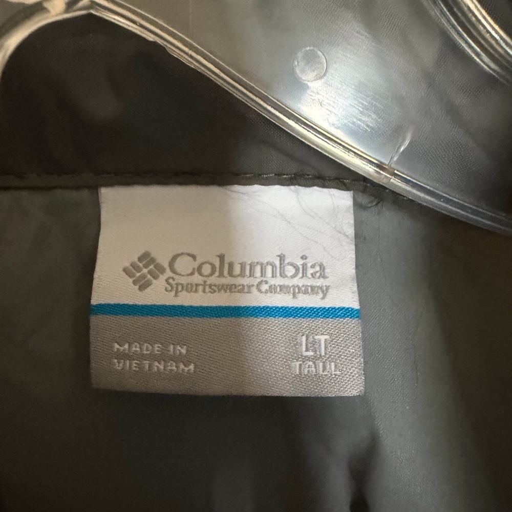Columbia Men's Black and Gray Colorblock Rain Jacket - Picture 3 of 8